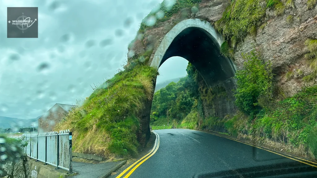 Black Arch, the entrance to the most beautiful section of the A2 route