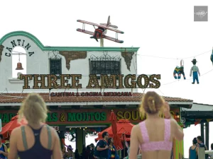 "Three Amigos" Bar in the commercial area of ​​the port of San Miguel De Cozumel