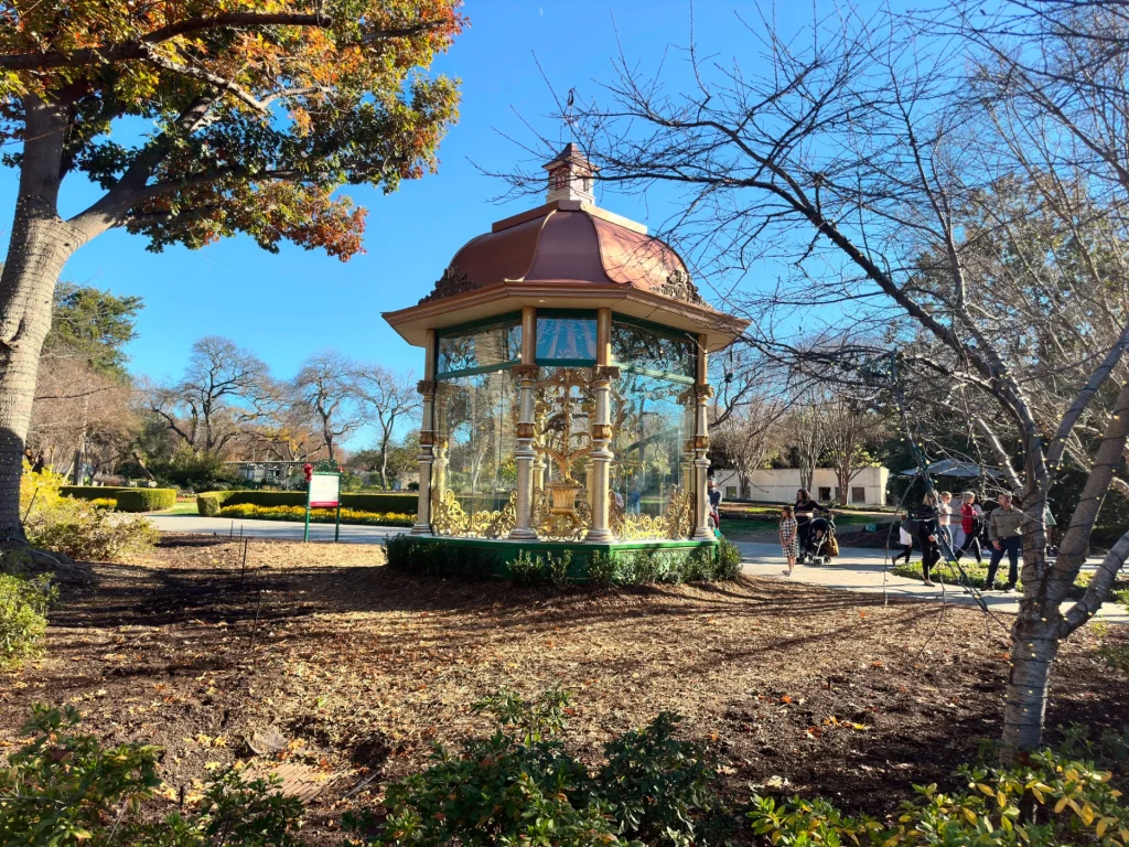 Christmas at Arboretum Park